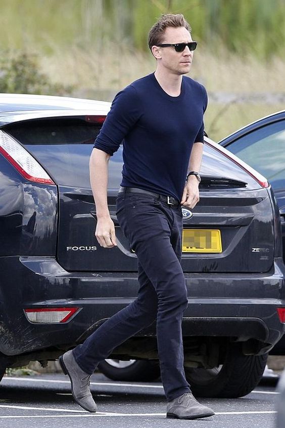 Tom Hiddleston and black leather strap Tissot