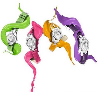 Different colored fake watches bring various feeling.