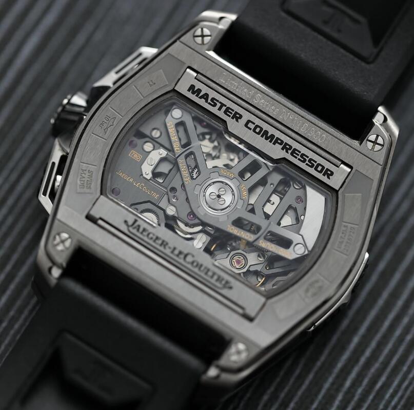 The movement is compleltely not like other models of Jaeger-LeCoultre.